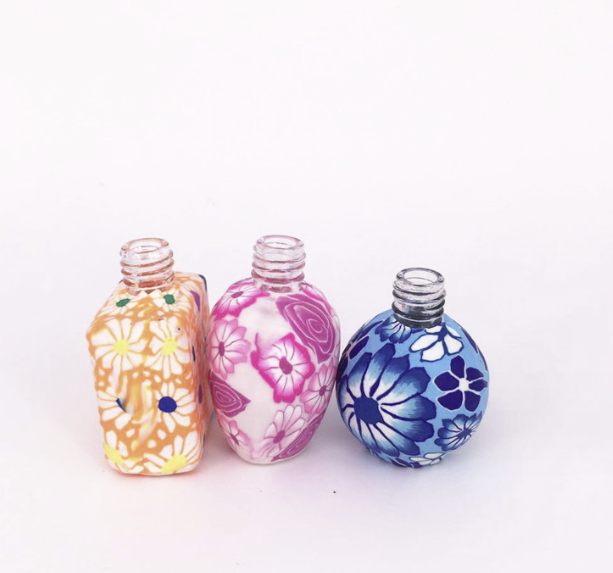 8ml Large triangle all-inclusive soft clay bottle perfume bottle spray bottle