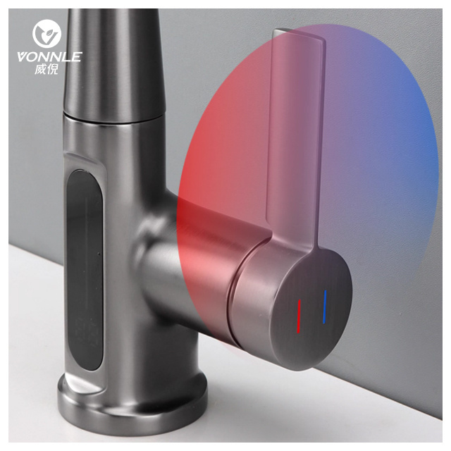 Chinese high quality modern smart bathroom pull out brass rotating faucet hot and cold water