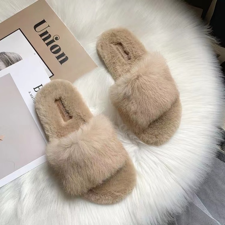 2021 Luxury and comfort fluffy slippers flat plush faux fur open toe slides, indoor bedroom house women fur slides