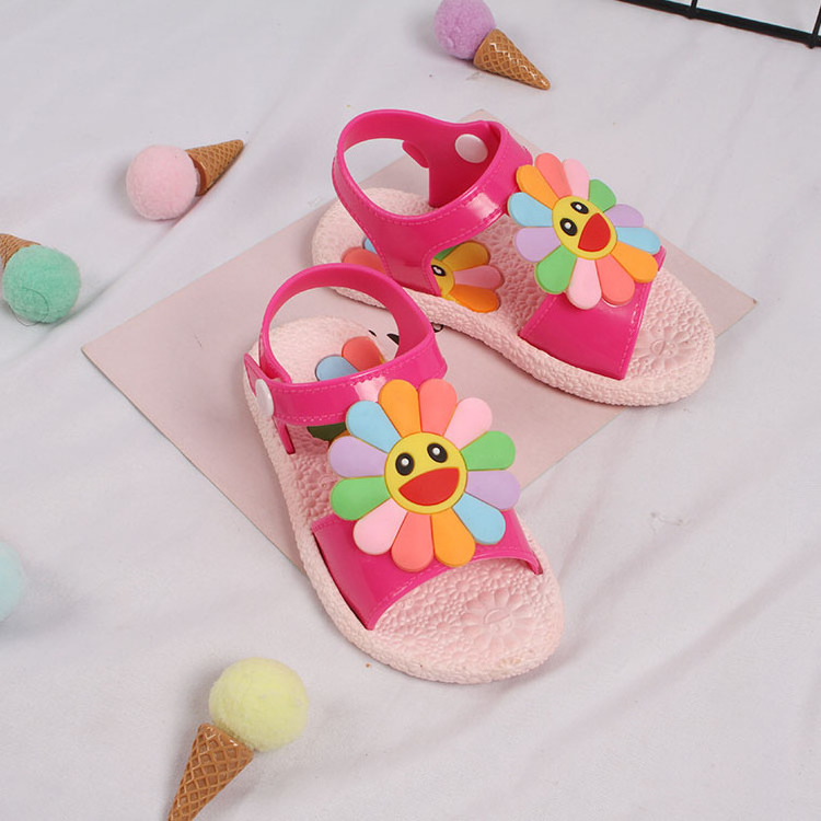 Summer new fashion children's baby flat bottom sunflower indoor and outdoor wear buckle back cool belt children's sandals