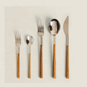 Zara Home Retro Wedding Reusable Stainless Steel 18/10 Flatware Set Wooden Handle Cutlery Set