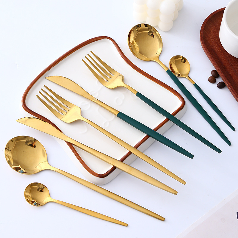 Hot Sale Gold Plated Cutlery Set Knife Spoon and Fork Set 18 10 Stainless Steel Flatware