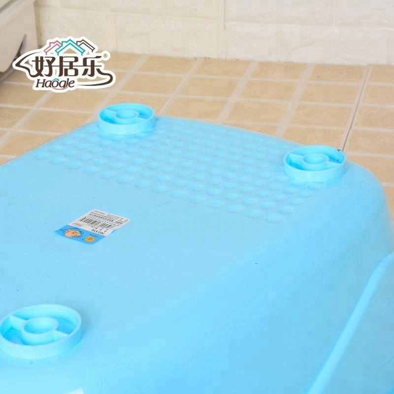 New Design Free Standing Portable Small Kids Showers Washing PP Plastic Baby Bath Room Soaking Single Mini Bath Tub