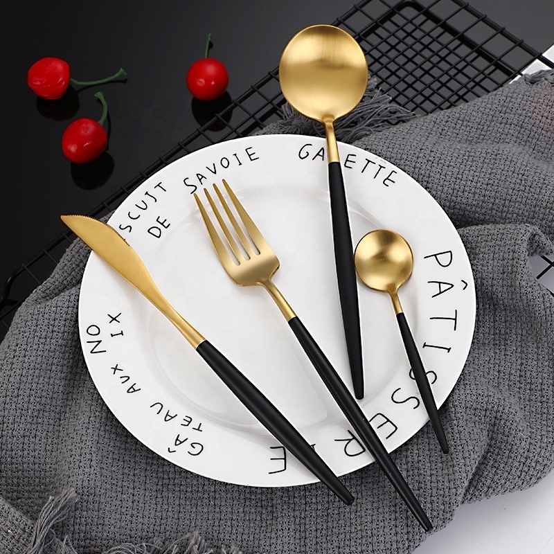 High Quality Hot Selling 4 pcs matte gold 18 10 flatware set restaurant flatware set portuguese cutlery white gold flatware