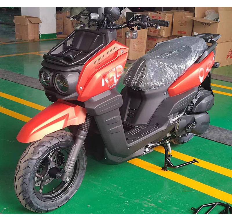 Sale high quality gas scooter 150cc fashionable and comfortable cheap fuel scooter adult tank