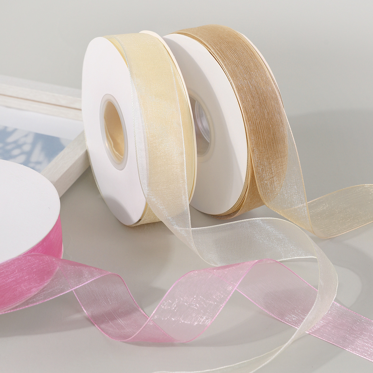 Manufacture Luxury Wholesale Custom 2.5cm 50Yards/Roll Sheer Organza Ribbons for Gift Chiffon Color Packaging ribbon