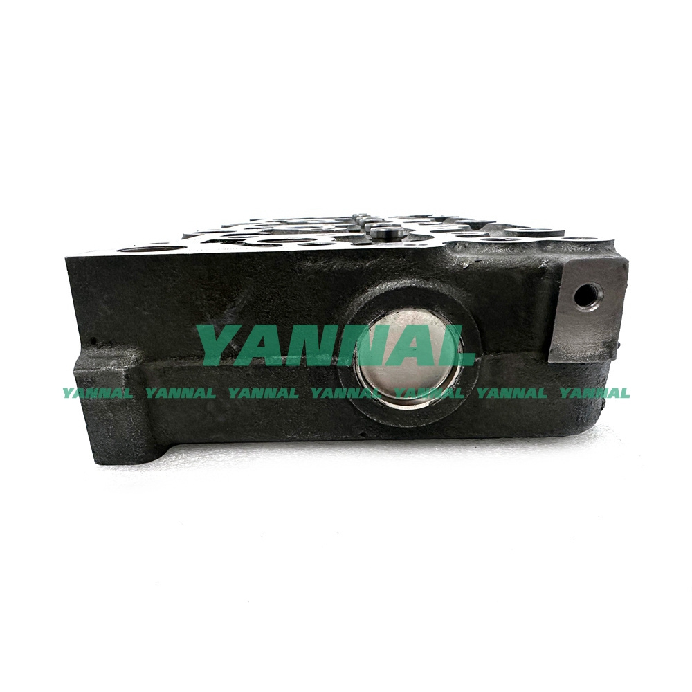 Cylinder Head For Kubota D1703 Engine Spare Parts