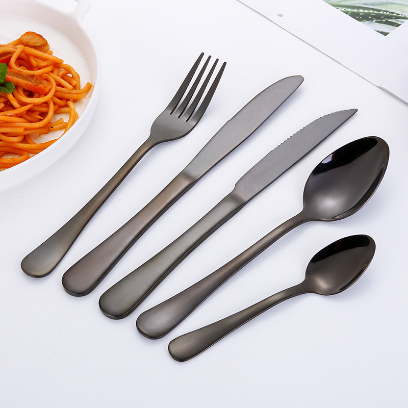 Luxurious Wsetern Tableware sets Black Plated 24pcs Knife Fork Spoon Stainless Steel Cutlery For Party Gift Metal Flatware