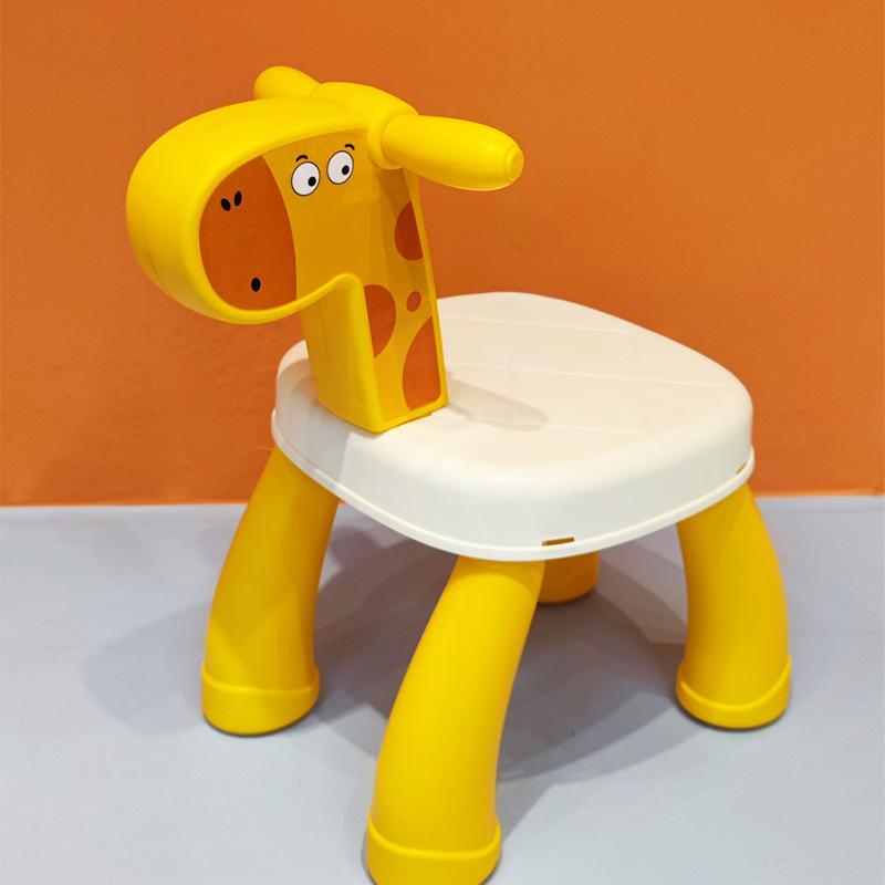 Portable Mini Plastic Chairs for Kids Children Giraffe Stool Foldable