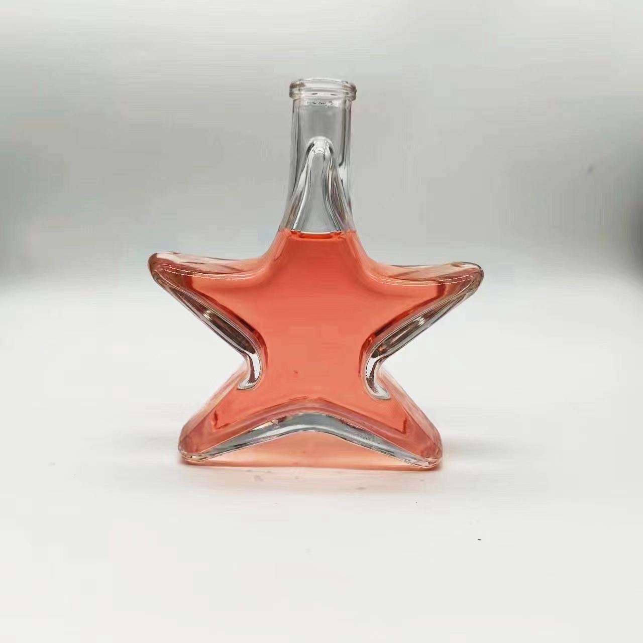 Custom 200ml star shaped perfume diffuser glass bottle vodka wine cork water bottle