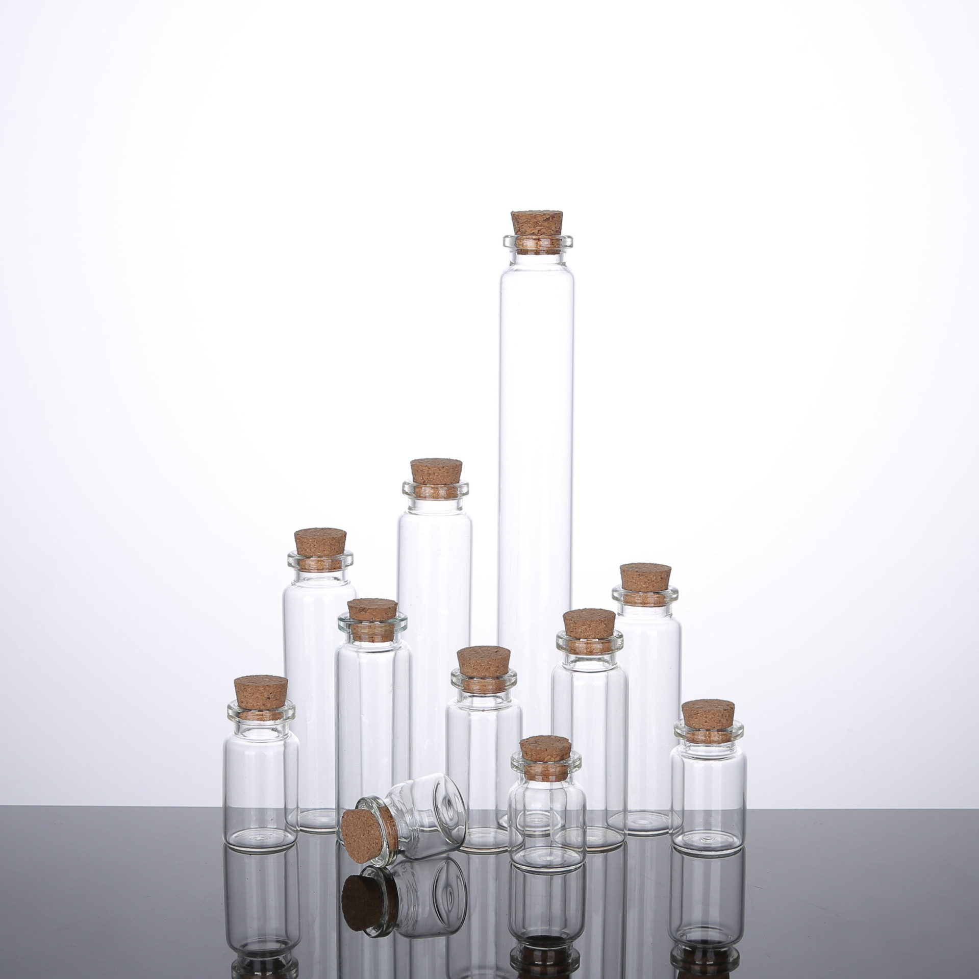 22mm 10ml Jar Glass Bottle Custom Logo Mini Potion Vials Glass Cork Bottle Jars Test Tube With Cork Clear