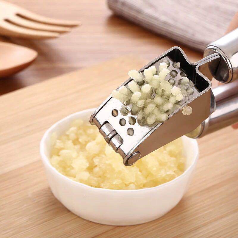 Household Manual Garlic Press Tool Stainless Steel Garlic Masher Kitchen Gadget Garlic Press Crusher Grinder