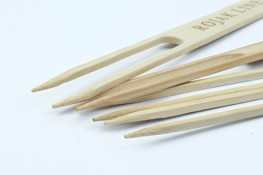 Factory price 18cm Natural  double prong bamboo skewer for food