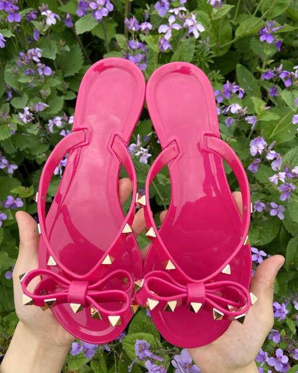 Designer Ladies Cheap Luxury Flip-flops Jelly Sandals Slippers Women Outdoor Fashion Flipflops Flat Summer Shoes Women Sandals