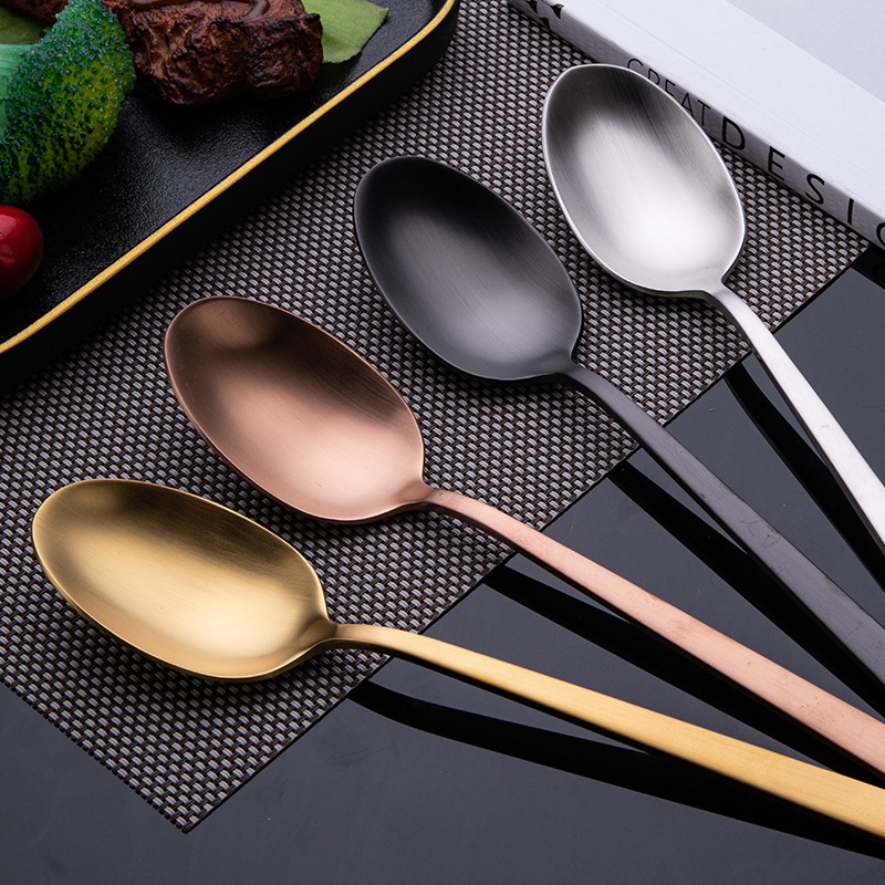 Matte Golden Spoon Stainless Steel Gold Flatware Spoon Fork And Knife Set Cuttlery Set For Wedding