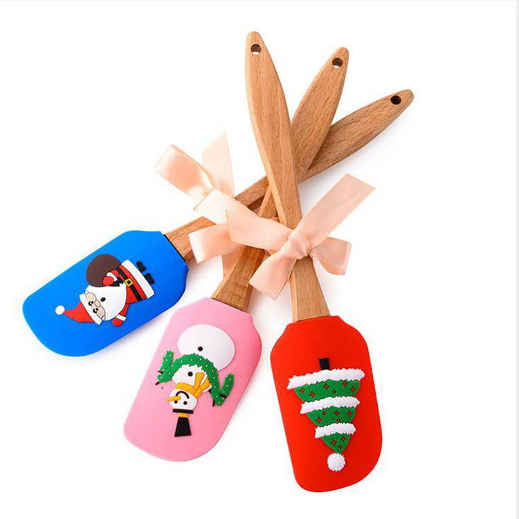 Silicone Cake Cream Spatula with Wooden Handle Kitchen Utensil Pastry Tools Baking Scraper Christmas silicone scraper