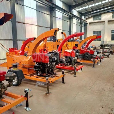 Forestry Hydraulic Self Feeding 40hp Diesel Wood Chipper Tree Branch Leaf Garden Organic Soil Shredder Mobile Crusher Machine