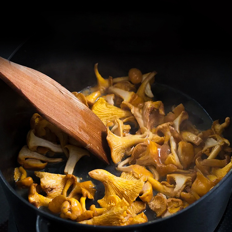 wholesale dried chanterelle mushroom