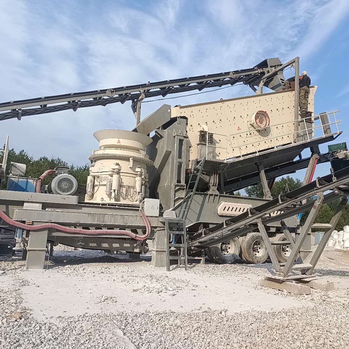 Mobile crusher stone granite limestone gravel jaw crusher machine stone crushing small rock crushers for sale