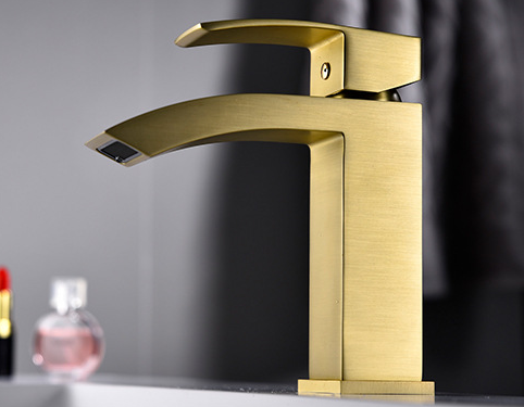 KD-47GF-1 Fancy Bathroom Sanitary Hardware Counter Top Types of Water Taps High Quality Gold Plated Brass Square Mixer Faucet