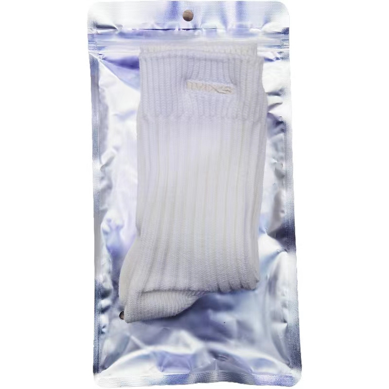 Hot Selling Custom Logo Cheap Sport Socks Solid Color High Quality Cotton Crew Socks