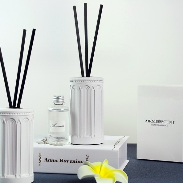 2024 New Launched Luxury Design 100ml 150ml 200ml Empty Vessel Ceramic Concrete Reed Diffuser