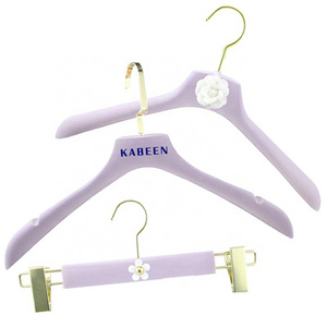 Hot sale luxury swivel metal hook purple flocked coat hanger velvet women dress hangers custom logo brand for fashion store