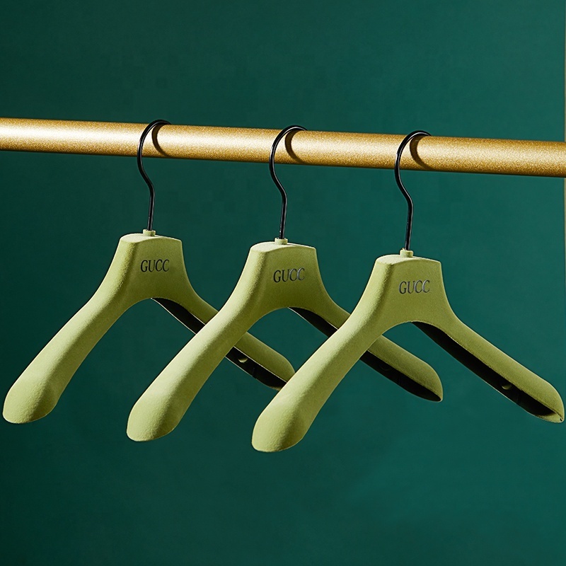 custom logo garment velvet hangers wholesale