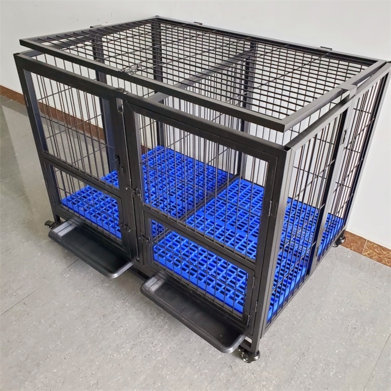 Jaula wholesale factory heavy duty collapsible iron dog cage with flooring large foldable dog crate metal kennels