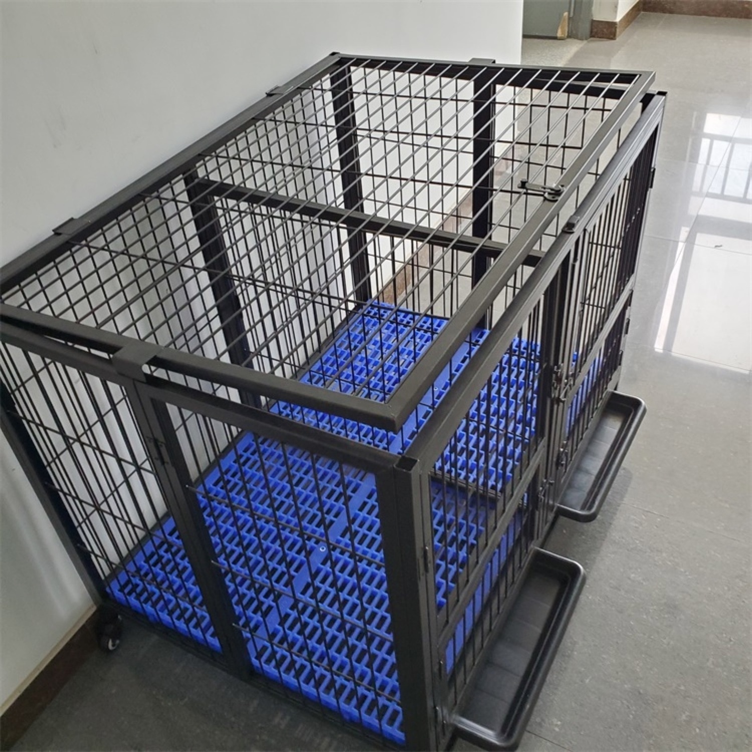 Jaula wholesale factory heavy duty collapsible iron dog cage with flooring large foldable dog crate metal kennels