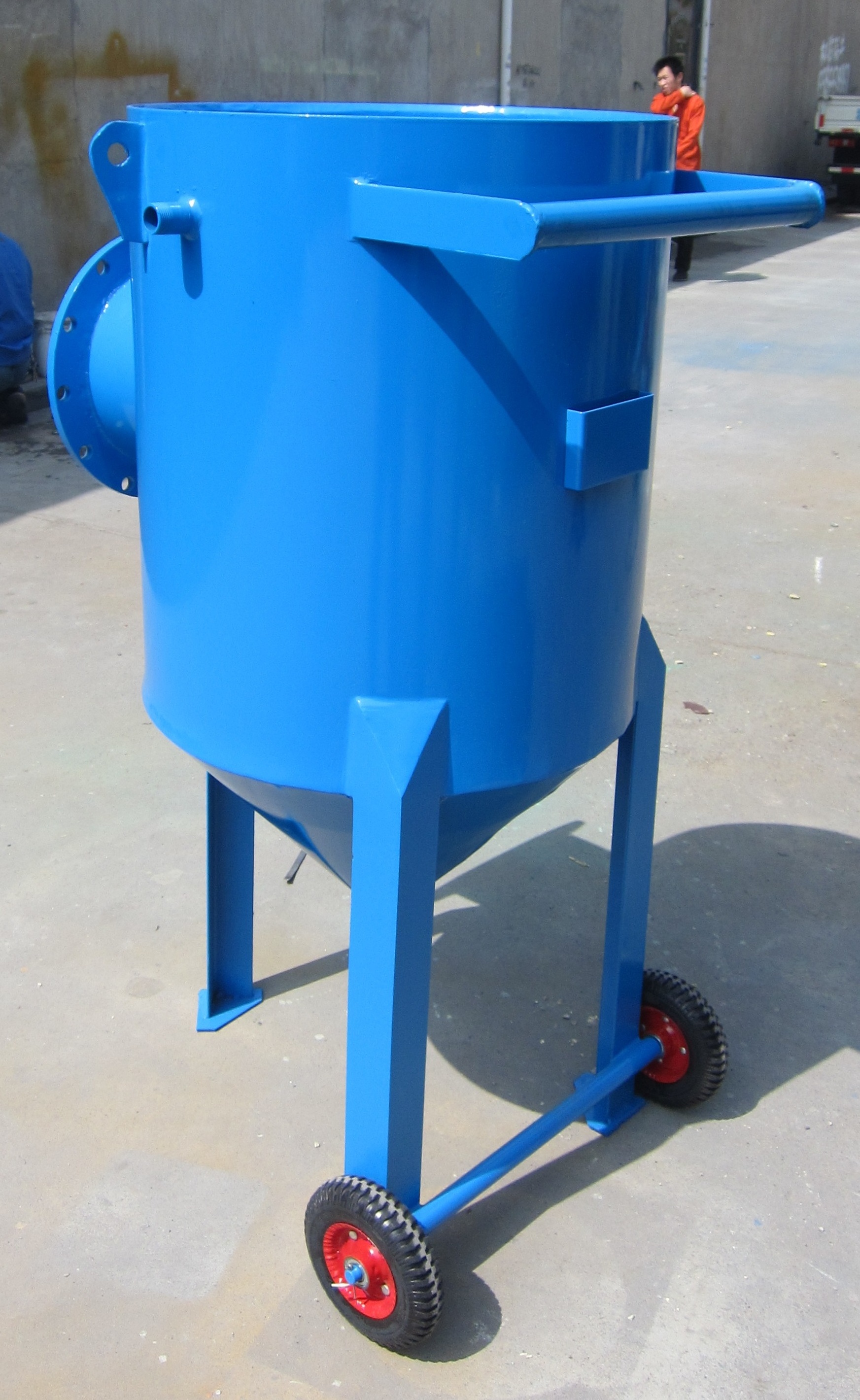 150L industrial sandblasting pot for sale