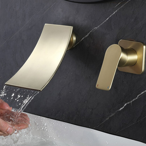 Ceramic Cartridge Single Lever Mixer Tap Faucet Wall Mounted Gold Waterfall Basin Faucet