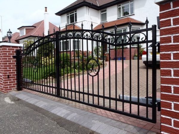 Factory Wholesale Iron Gate Grill Designs Wrought Iron Gate Iron Gate Designs Simple