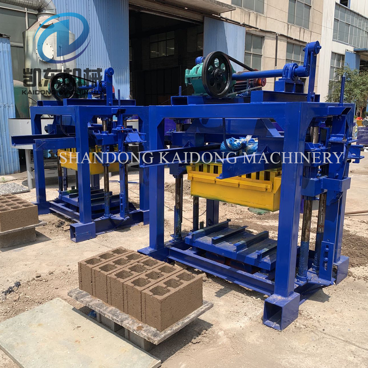 QT4-40 Diesel Concrete Hollow Block Making Machine price solid brick machine cement brick making machinery in South Africa Congo