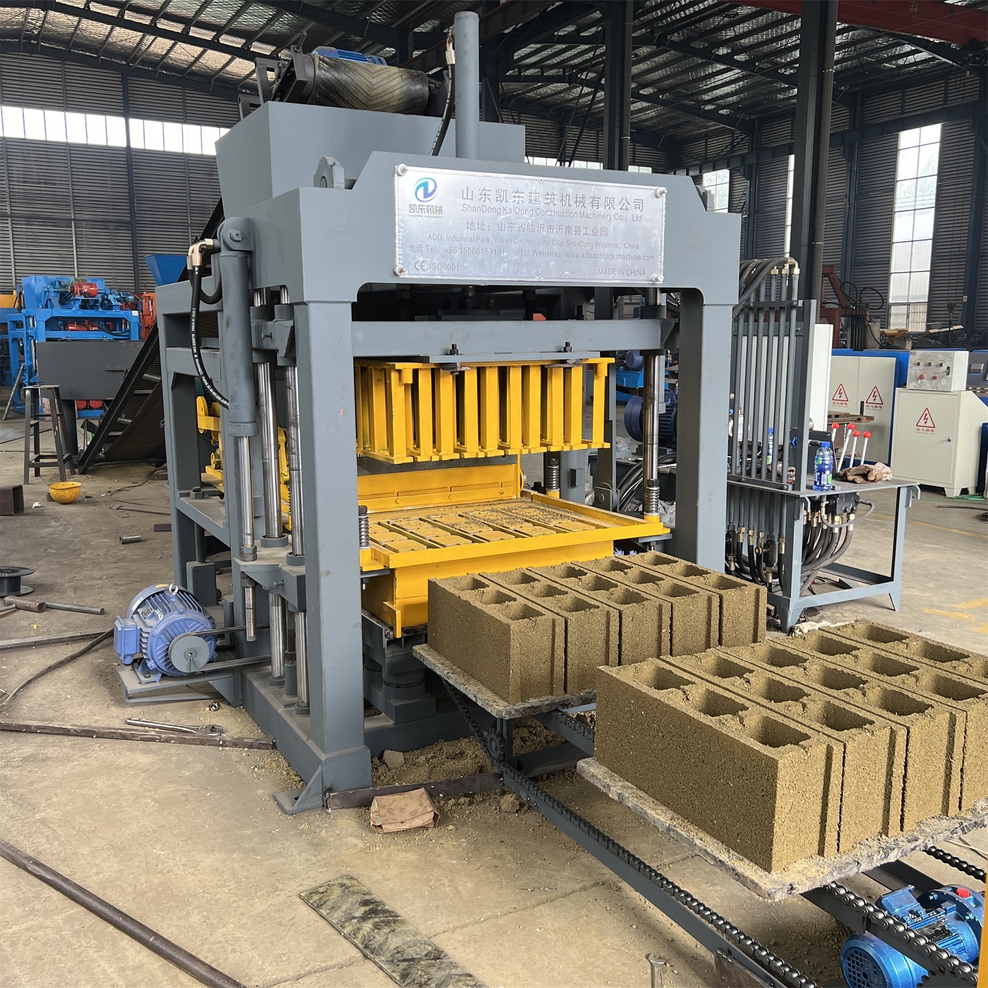 Kaidong QT4-15C Hydraulic vibration concrete machine brick paver interlock brick block moulding making machine with great price