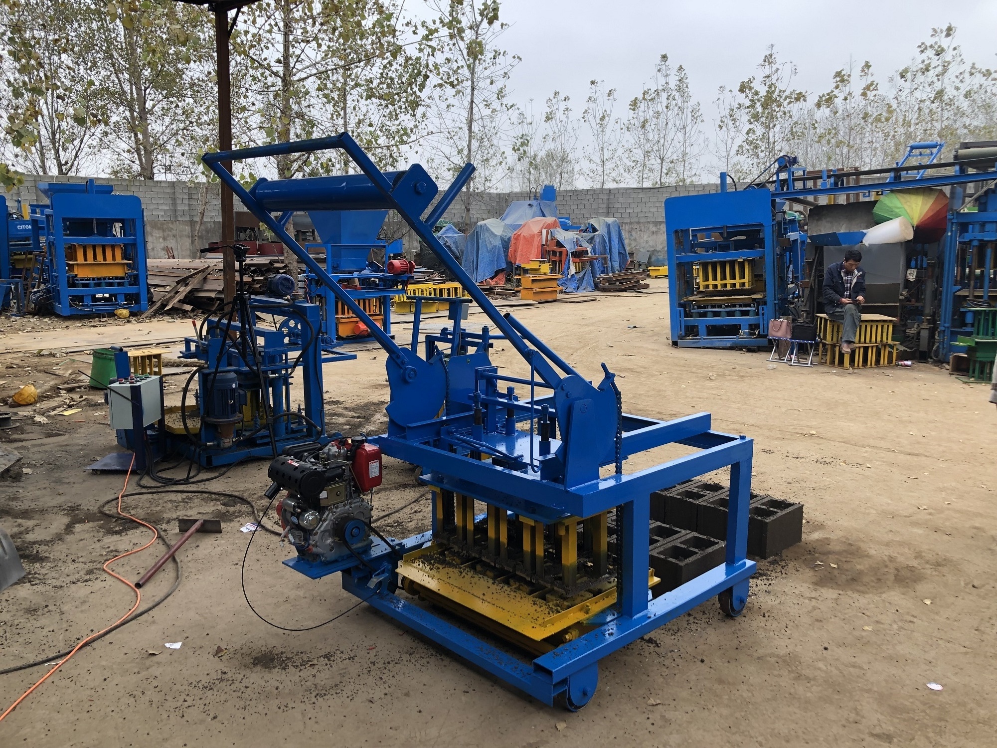 Kaidong QTM4-40 concrete brick laying machine cement block make machine brick moulding machine