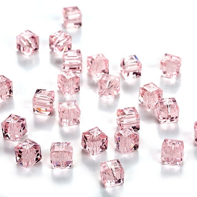 Wholesale china Crystals Beads Faceted Square Shape Cube Crystal Glass Beads