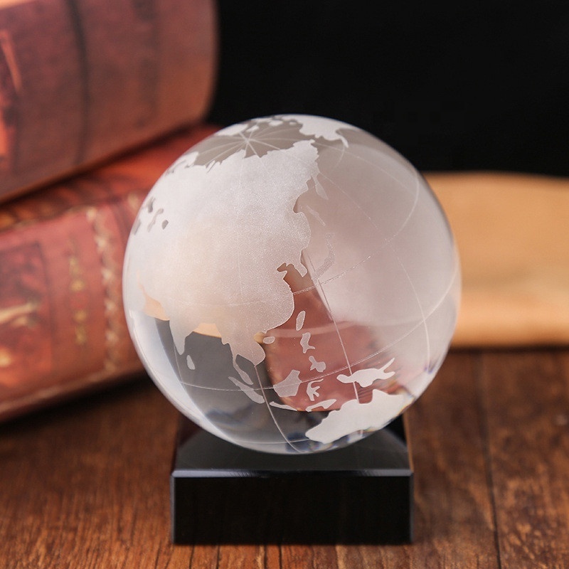 Hot sale souvenir or business gifts decorative rotating crystal world map globe/glass earth globe ball