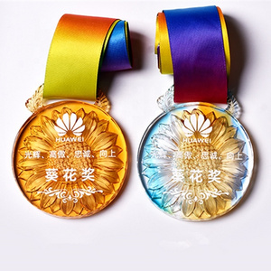 Wholesale Cheap Custom Blank Crystal Coloured Glaze Souvenir Crystal Glass Sports Award Medal And Trophy