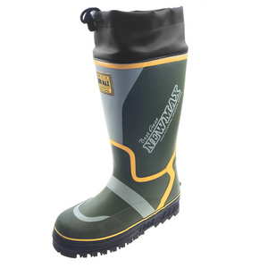 Low MOQ waterproof men's knee high rain rubber fishing boots gumboots for men