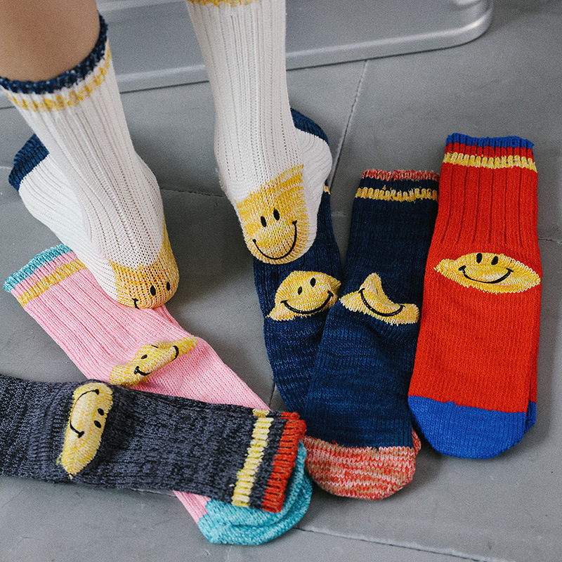 Custom Logo  No Minimum Order  Own Fashion  Embroidery Jacquard cute colorful womens Cotton Crew Socks