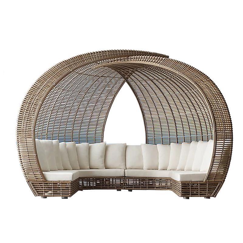 European Style Outdoor Patio Furniture Wicker Unique Round Shape Garden Sofa With Canopy