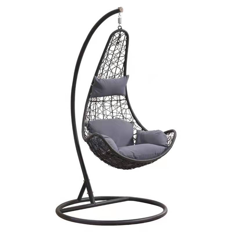 Wholesale Garden Furniture Classic Design Wicker Egg Chair Outdoor Black PE Rattan Hanging Chair