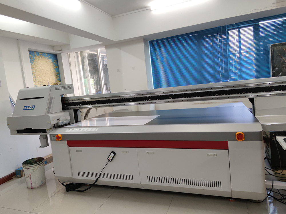 Manufacturer Supplier All Size Available Large Format 2513 Flatbed UV Printer UV Flatbed Printer Machine