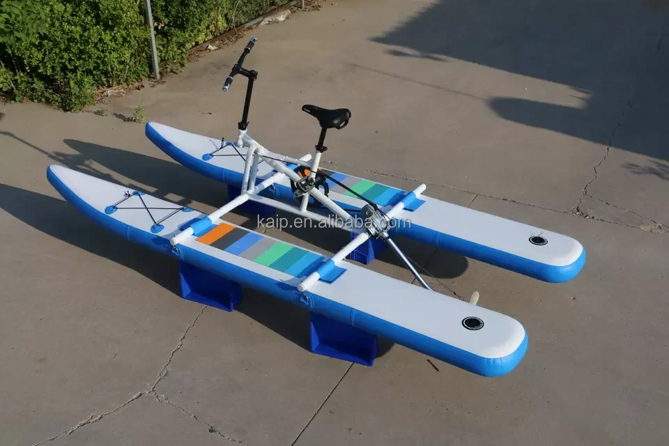 Water park sports equipment water bike pontoon wheel water tricycle aluminum alloy PVC material aqua bicycle for sale