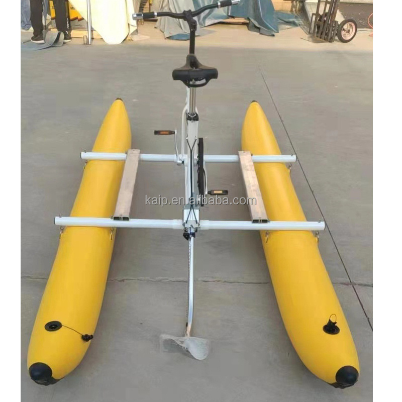 Adult leisure water bicycle water bicycle pedal boat large wheel water tricycle bicycle inflatable pontoon material for sale