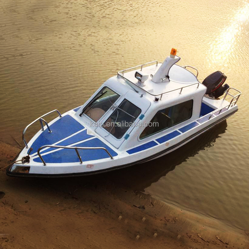 520cm cheap patrol cabin cruiser Boat fiberglass Fishing Center console Enclosed Cabin Boat For Sale Made in China