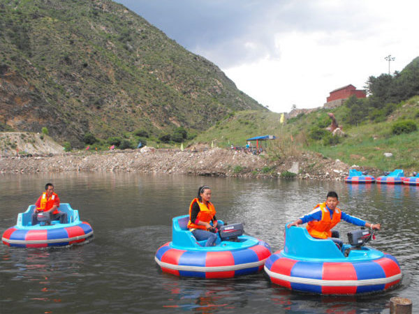 inflatable PVC electric bumper boat for swimming pool