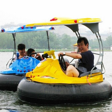 inflatable PVC electric bumper boat for swimming pool