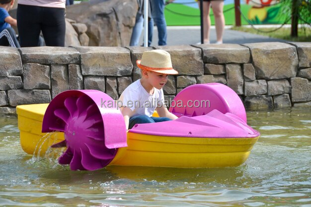 Portable water kids small paddle boat one person hand pedal boat Inflatable bumper boat hand rowing swimming pool